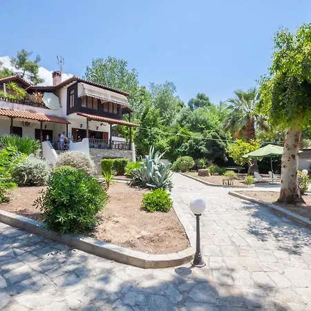 Traditional Beachfront In Kalogria! * קאלוגריה