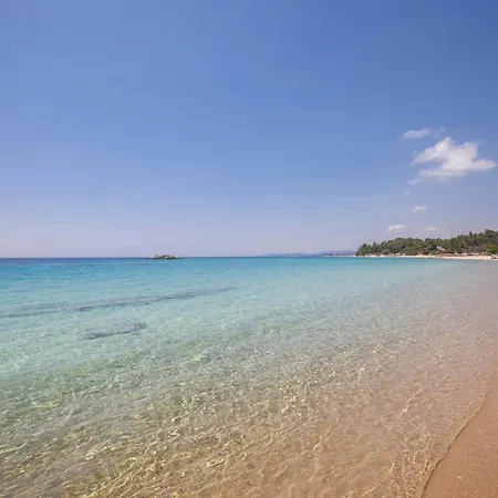 Feriehus Traditional Beachfront In Kalogria! *
